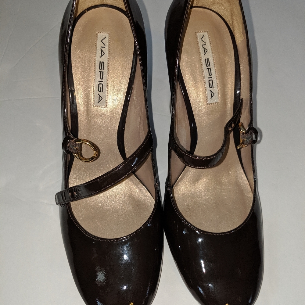 Via Spiga Brown Patent Leather Shoes
